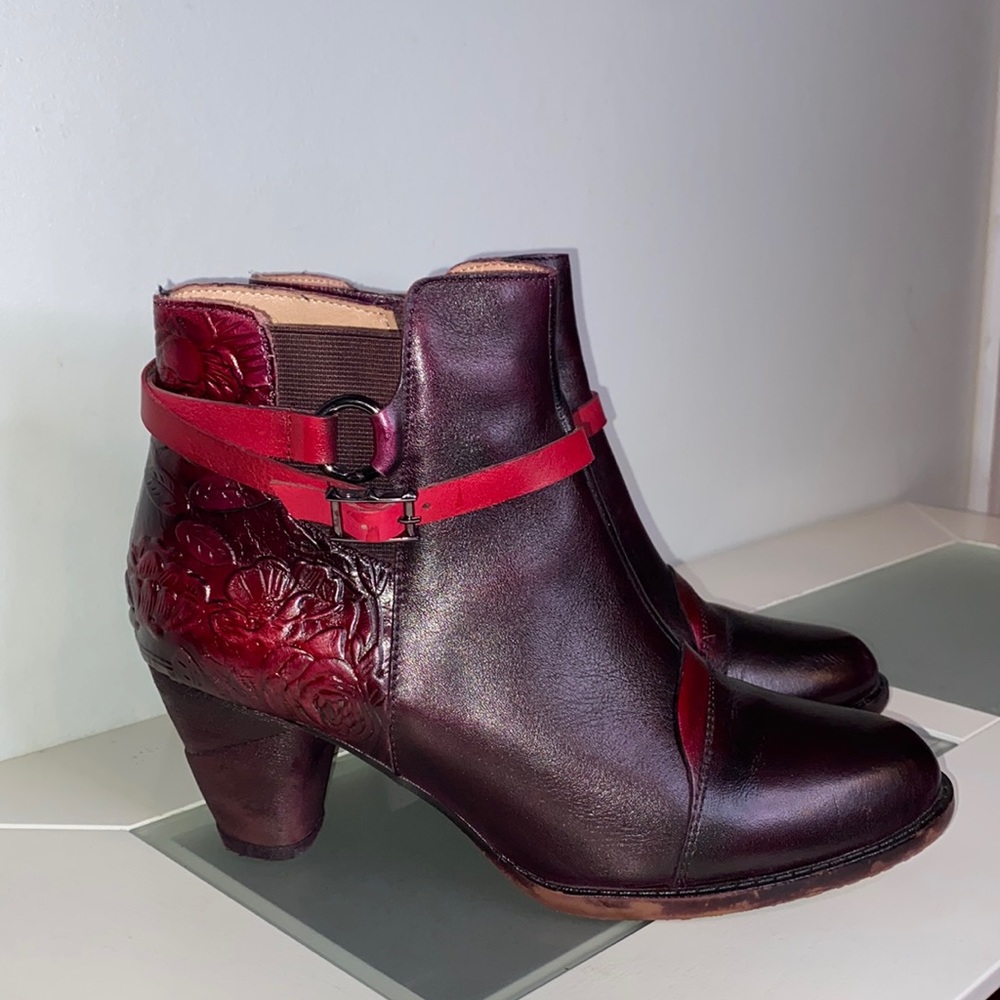 L’Artiste by Spring Step Beauti Zip Booties Leather Shoes Plum Sz 39 (US 8.5)
